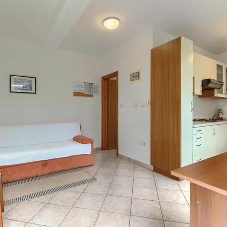 Nino-3 By Interhome Apartman *