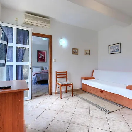 Apartman Nino-3 By Interhome *