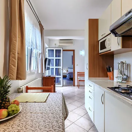 Apartman Nino-3 By Interhome Porec