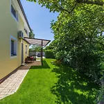 Nino-3 By Interhome Apartamento *